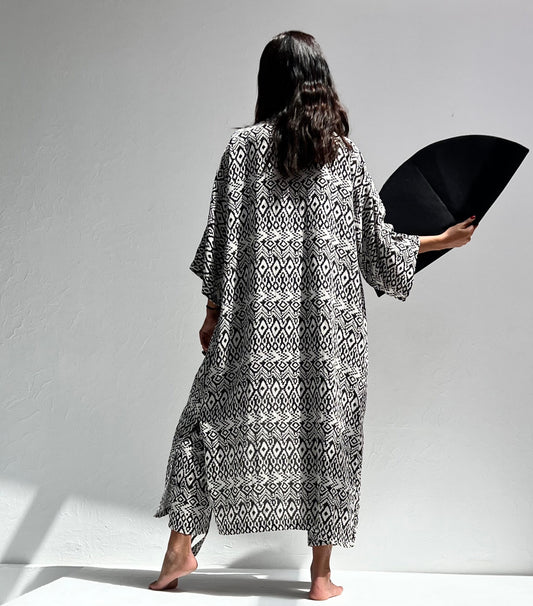 Black Ethnic - Uzun Kimono
