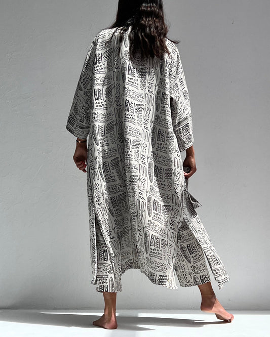 Narita - Uzun Kimono